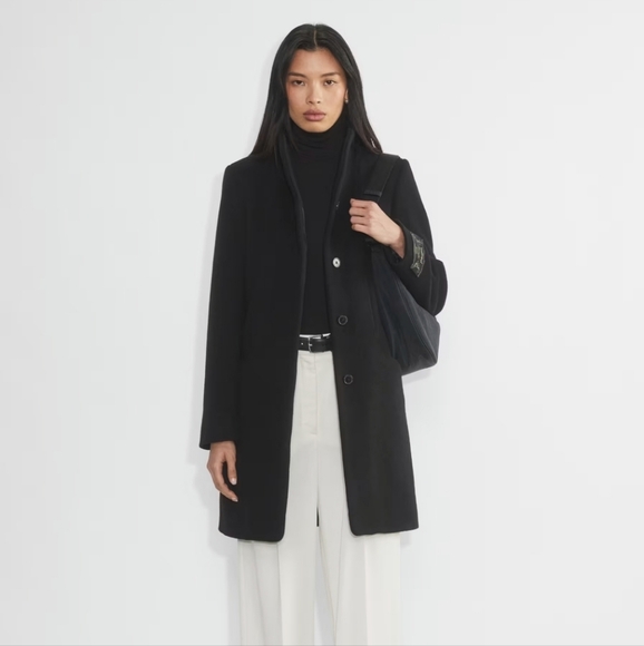 Cocoon Coat New - Black wool coat - Picture 1 of 8